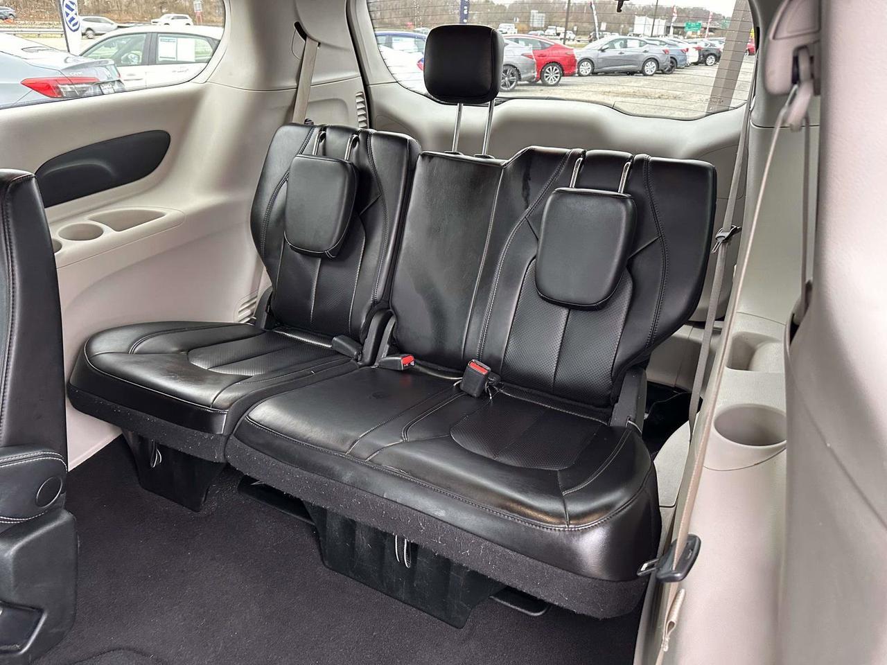 2023 Chrysler Pacifica Touring L San Clemente CA