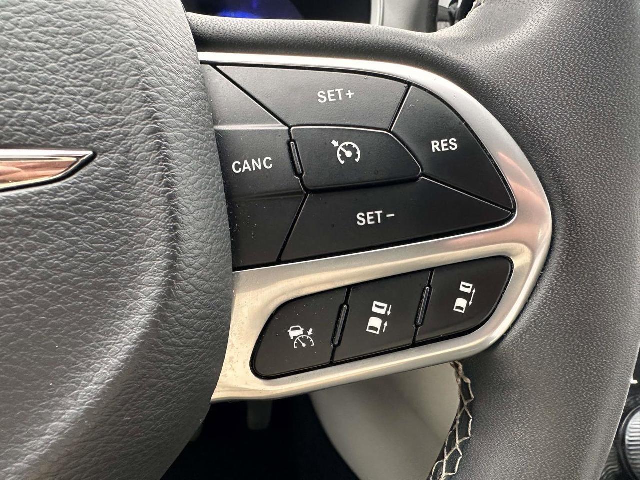 2023 Chrysler Pacifica Touring L San Clemente CA