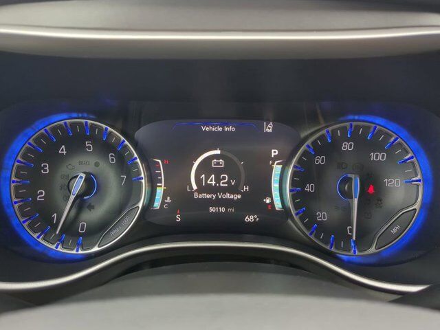 2023 Chrysler Pacifica Touring L Appleton WI