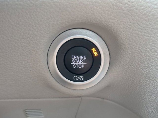 2023 Chrysler Pacifica Touring L Appleton WI