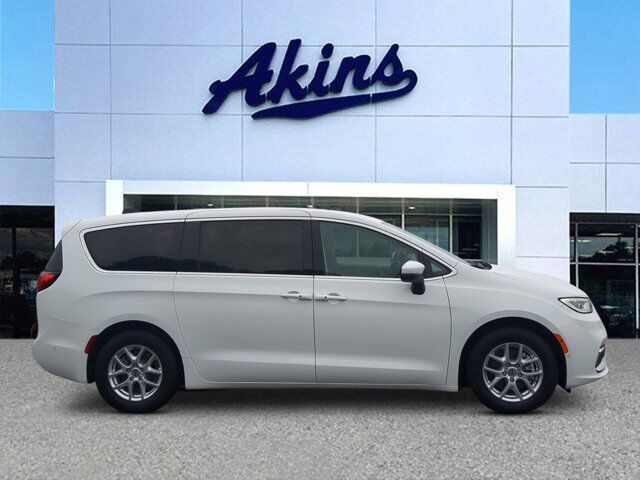 2023 Chrysler Pacifica Touring L Appleton WI