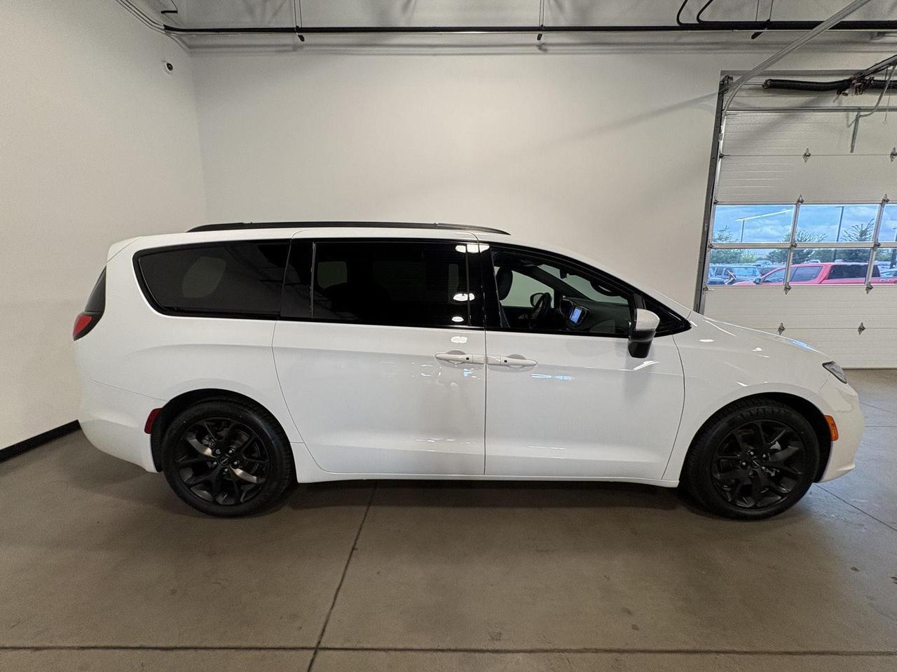 2023 Chrysler Pacifica Touring L Parker CO