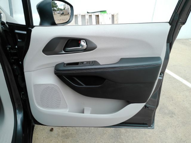 2023 Chrysler Pacifica Touring L Plano TX