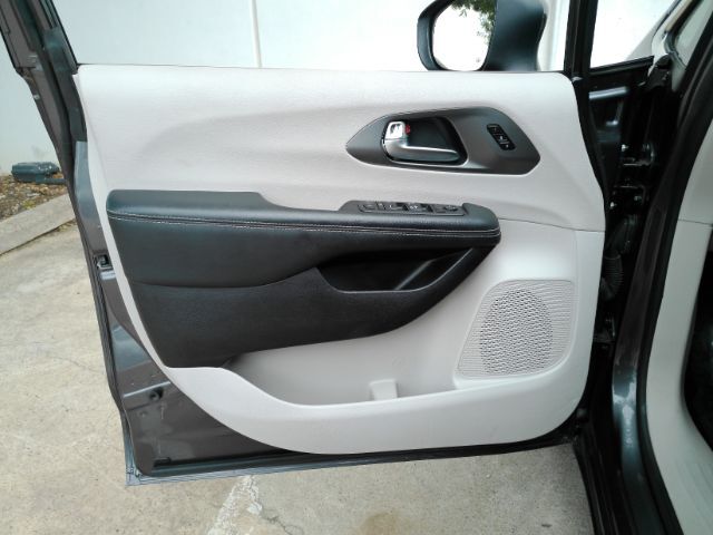 2023 Chrysler Pacifica Touring L Plano TX