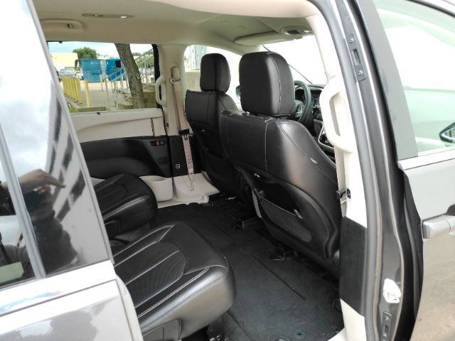 2023 Chrysler Pacifica Touring L Plano TX