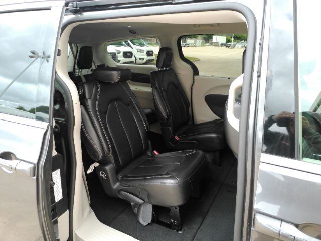 2023 Chrysler Pacifica Touring L Plano TX