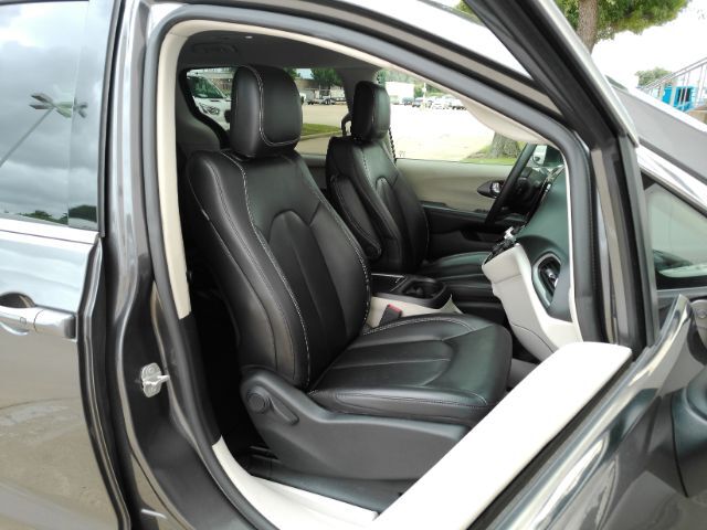 2023 Chrysler Pacifica Touring L Plano TX
