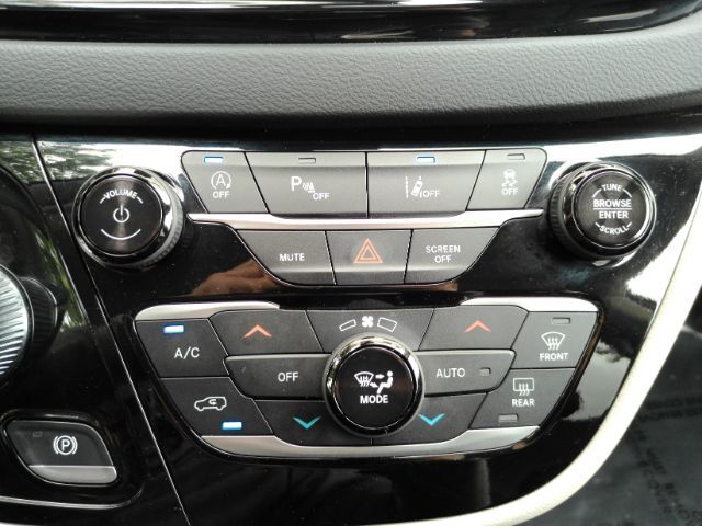 2023 Chrysler Pacifica Touring L Plano TX