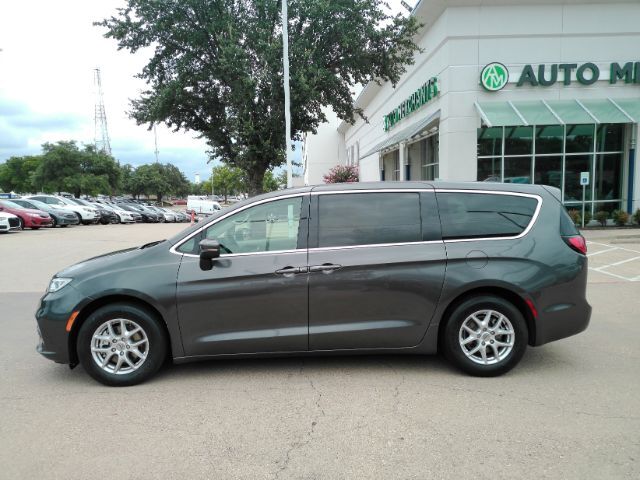 2023 Chrysler Pacifica Touring L Plano TX