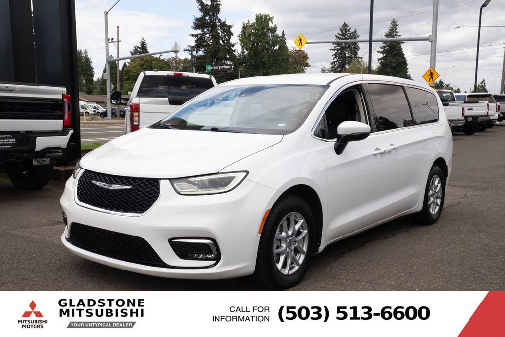 2023 Chrysler Pacifica Touring L Milwaukie OR