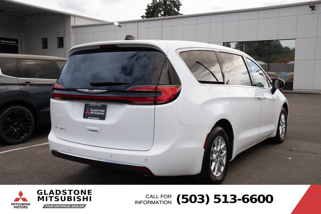 2023 Chrysler Pacifica Touring L Milwaukie OR