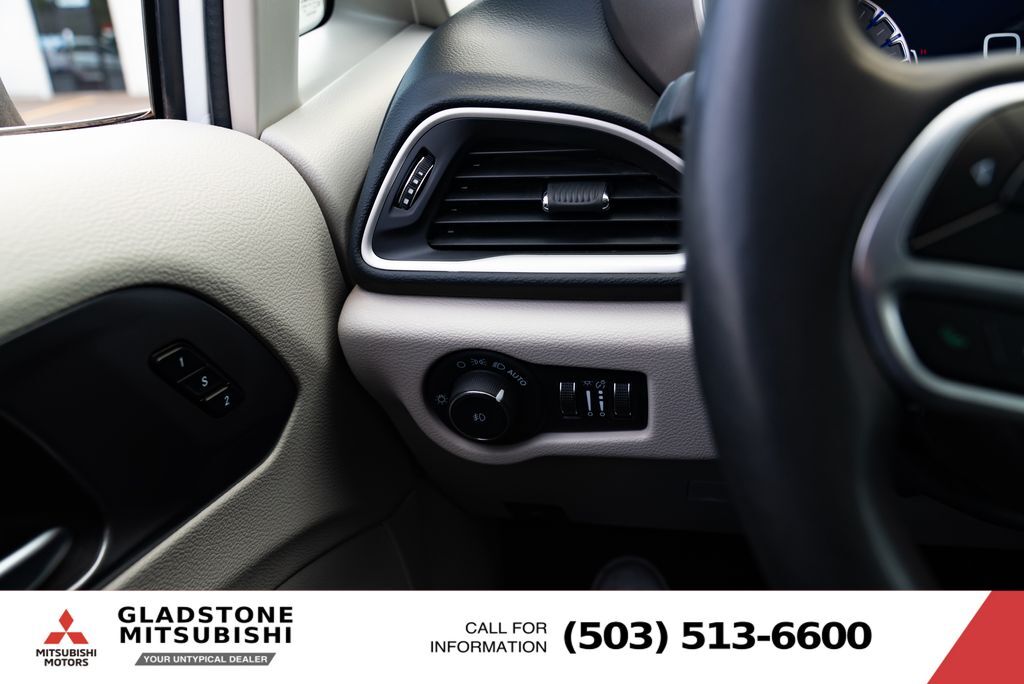 2023 Chrysler Pacifica Touring L Milwaukie OR