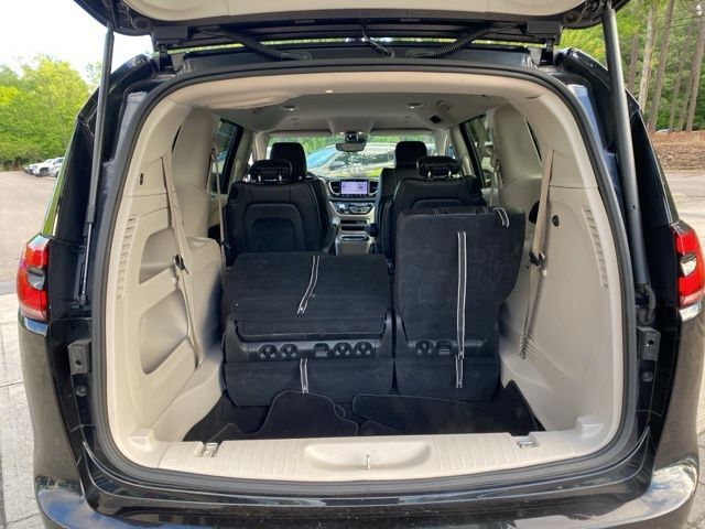 2023 Chrysler Pacifica Touring L Raleigh NC