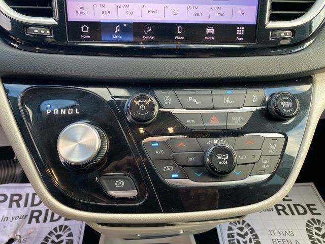 2023 Chrysler Pacifica Touring L Raleigh NC
