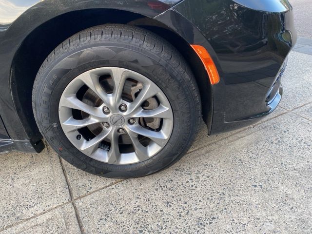 2023 Chrysler Pacifica Touring L Raleigh NC