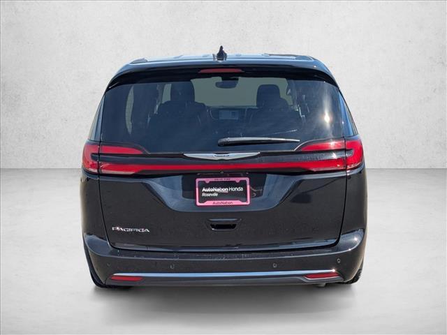 2023 Chrysler Pacifica Touring L Roseville CA