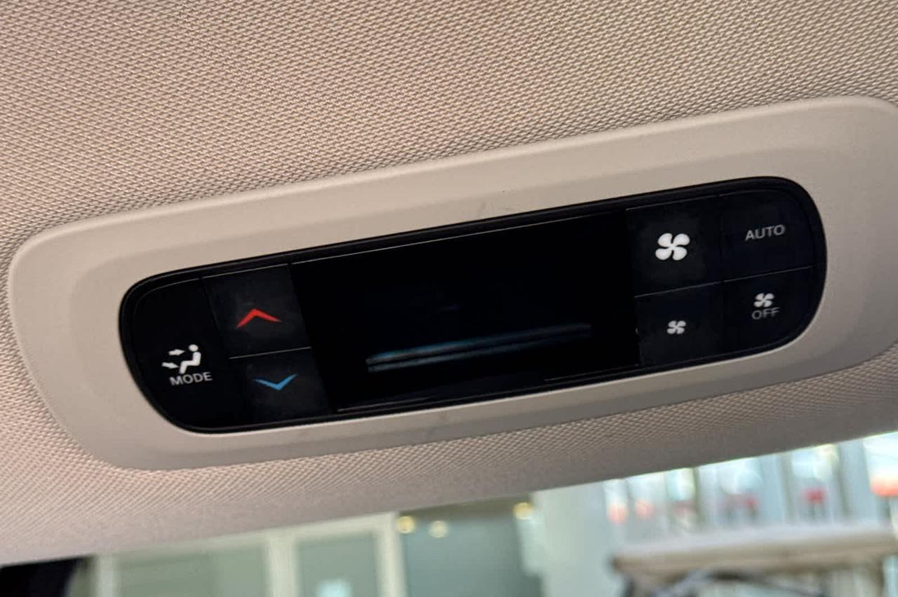 2023 Chrysler Pacifica Touring L Roseville CA