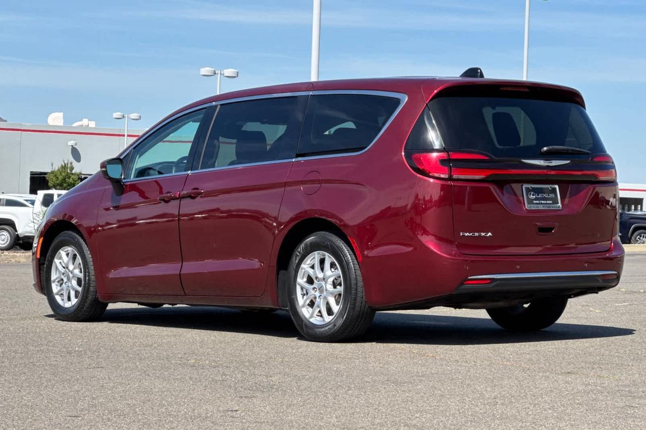 2023 Chrysler Pacifica Touring L Roseville CA