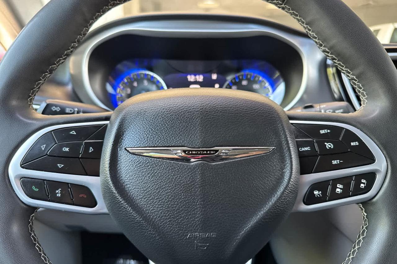 2023 Chrysler Pacifica Touring L Roseville CA