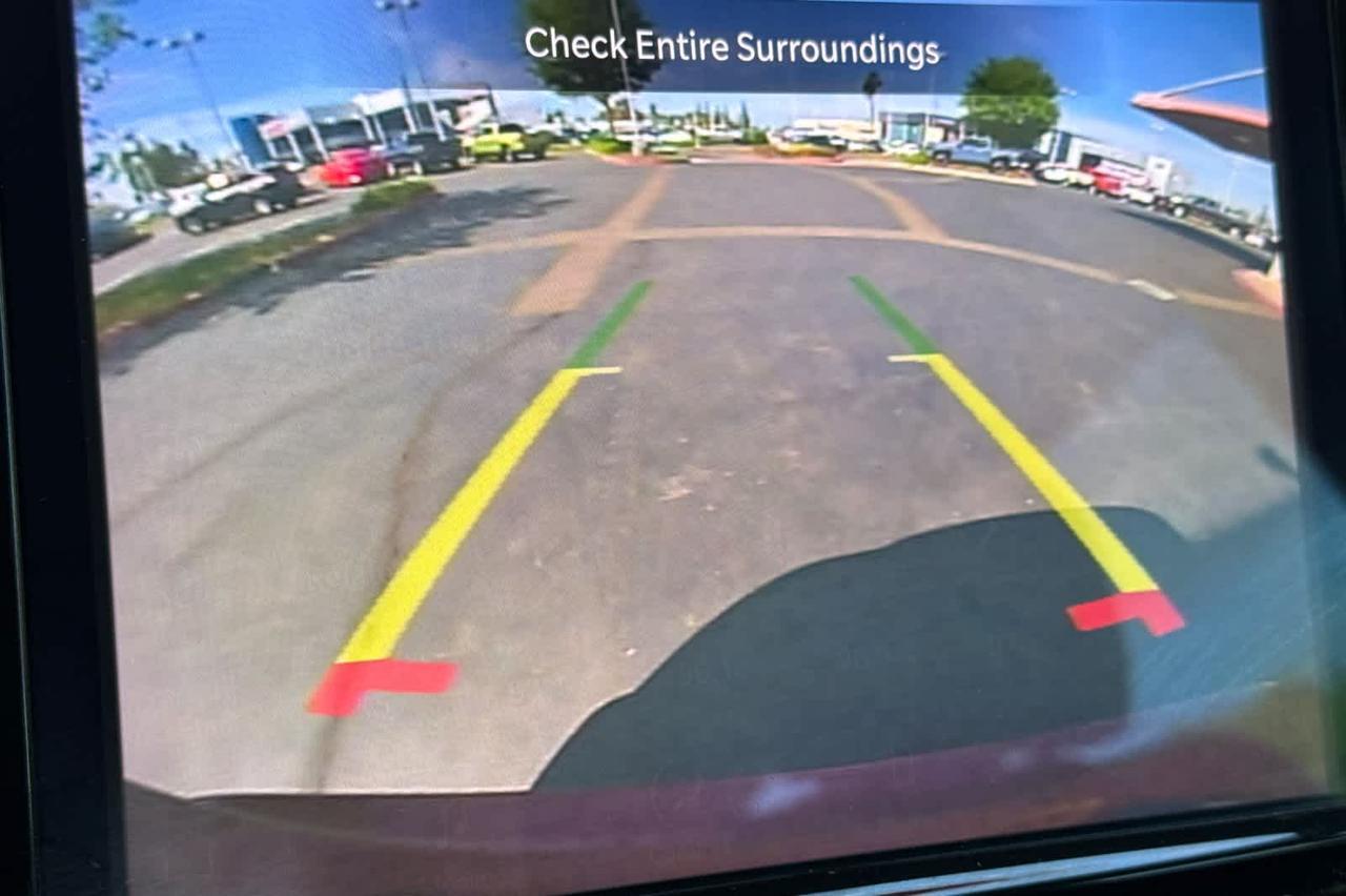 2023 Chrysler Pacifica Touring L Roseville CA