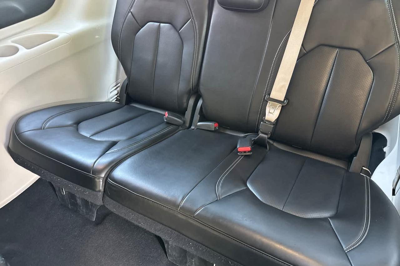 2023 Chrysler Pacifica Touring L Roseville CA
