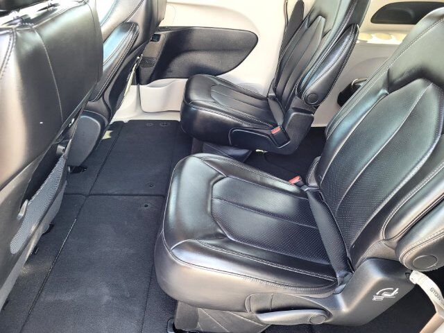 2023 Chrysler Pacifica Touring L Roseville CA
