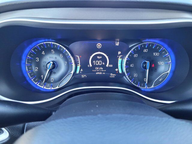 2023 Chrysler Pacifica Touring L Roseville CA