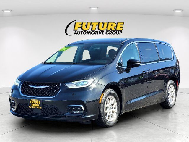 2023 Chrysler Pacifica Touring L Roseville CA