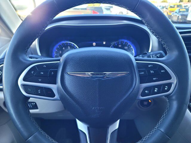 2023 Chrysler Pacifica Touring L Roseville CA