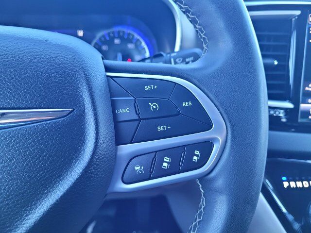 2023 Chrysler Pacifica Touring L Roseville CA
