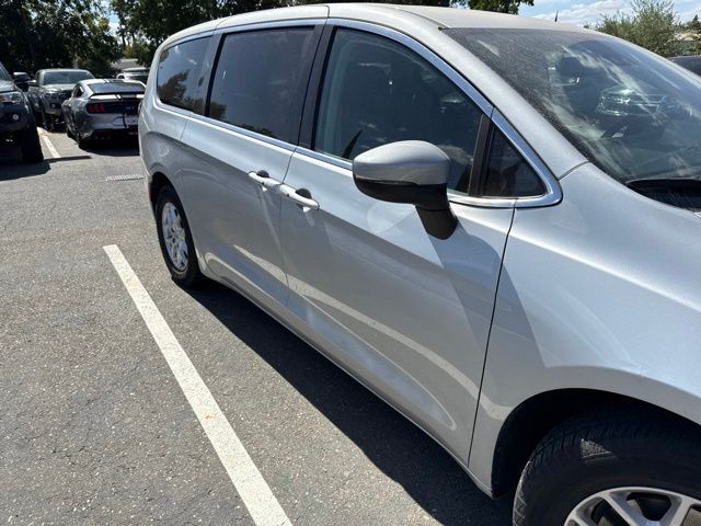 2023 Chrysler Pacifica Touring L Roseville CA