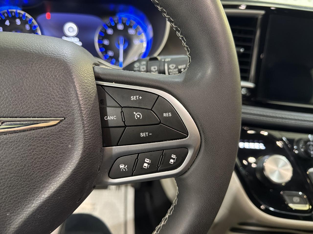 2023 Chrysler Pacifica Touring L San Antonio TX