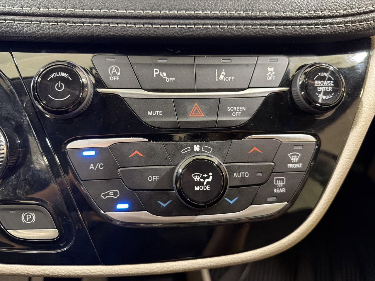 2023 Chrysler Pacifica Touring L San Antonio TX