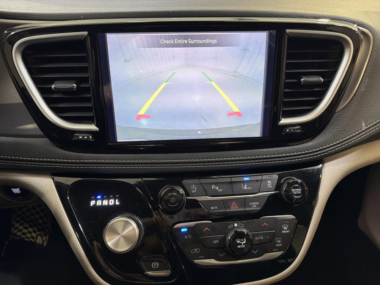 2023 Chrysler Pacifica Touring L San Antonio TX