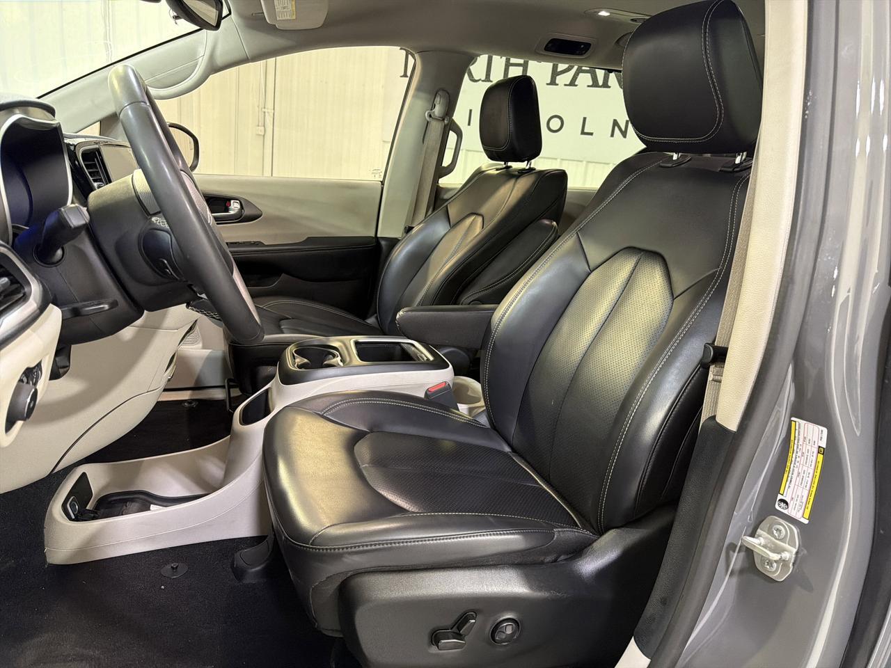 2023 Chrysler Pacifica Touring L San Antonio TX