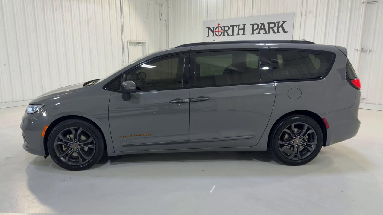 2023 Chrysler Pacifica Touring L San Antonio TX