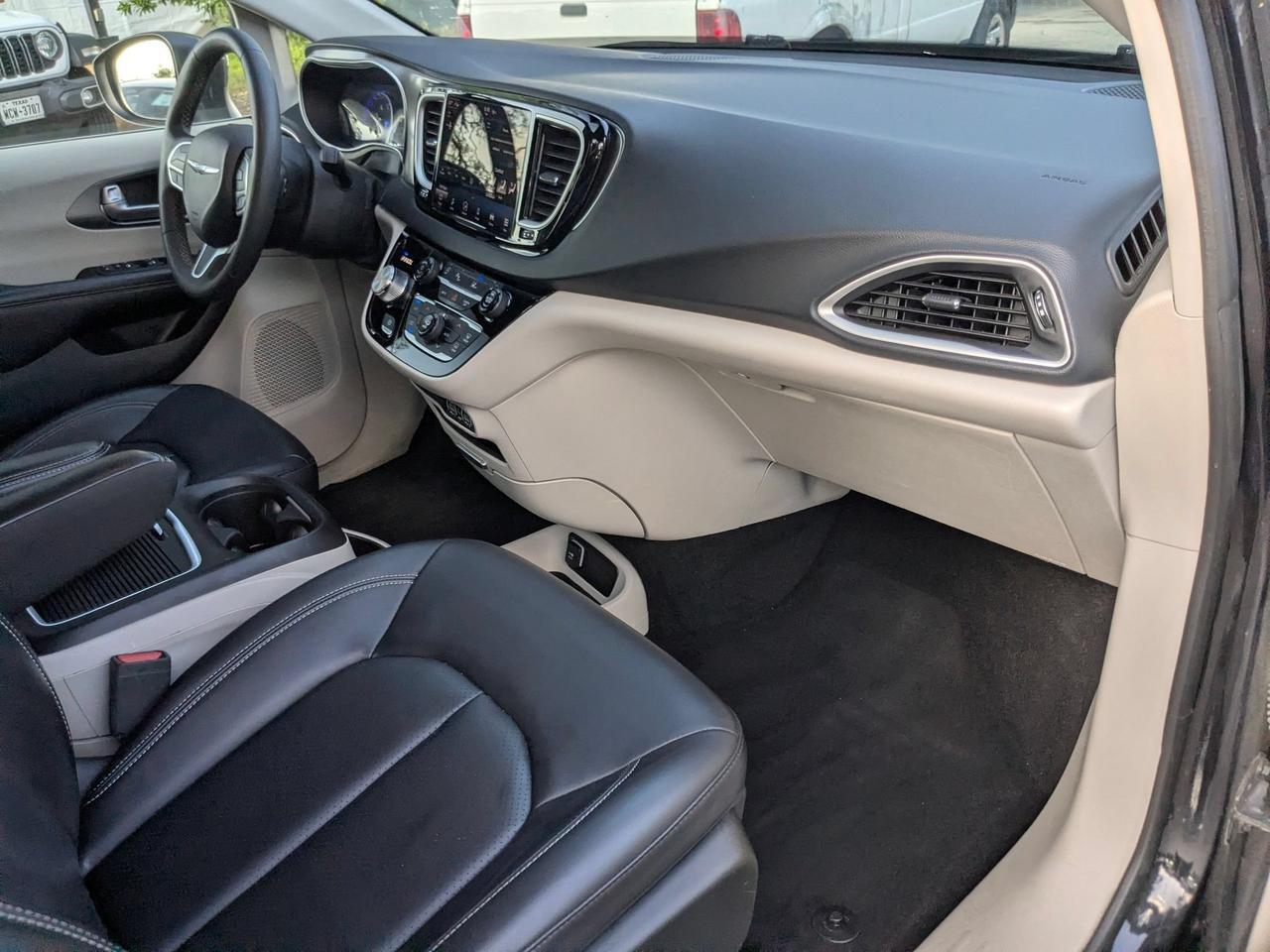 2023 Chrysler Pacifica Touring L San Antonio TX