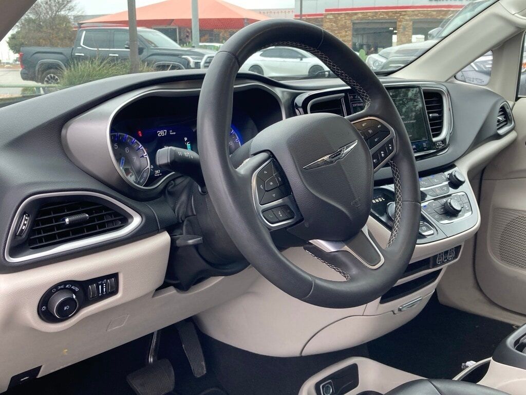 2023 Chrysler Pacifica Touring L San Antonio TX