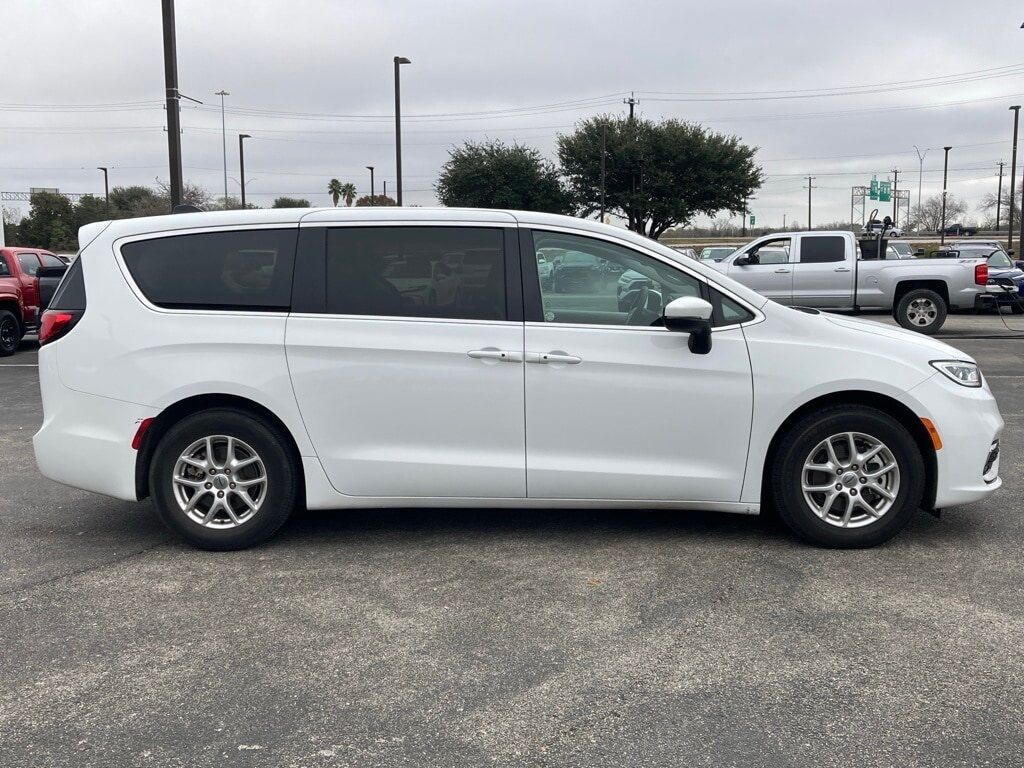 2023 Chrysler Pacifica Touring L San Antonio TX