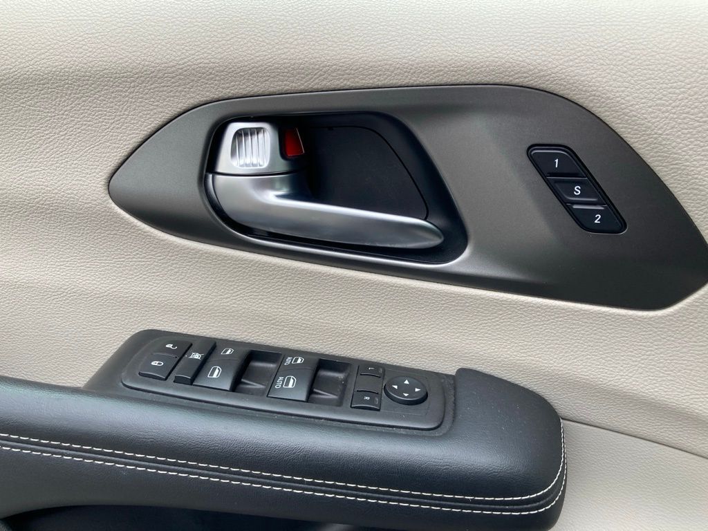 2023 Chrysler Pacifica Touring L San Antonio TX