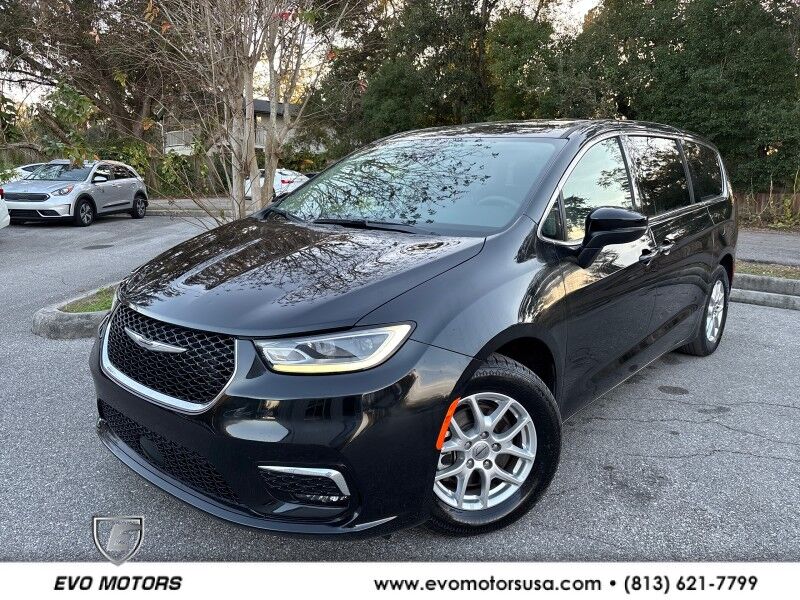 2023 Chrysler Pacifica Touring L Seffner FL