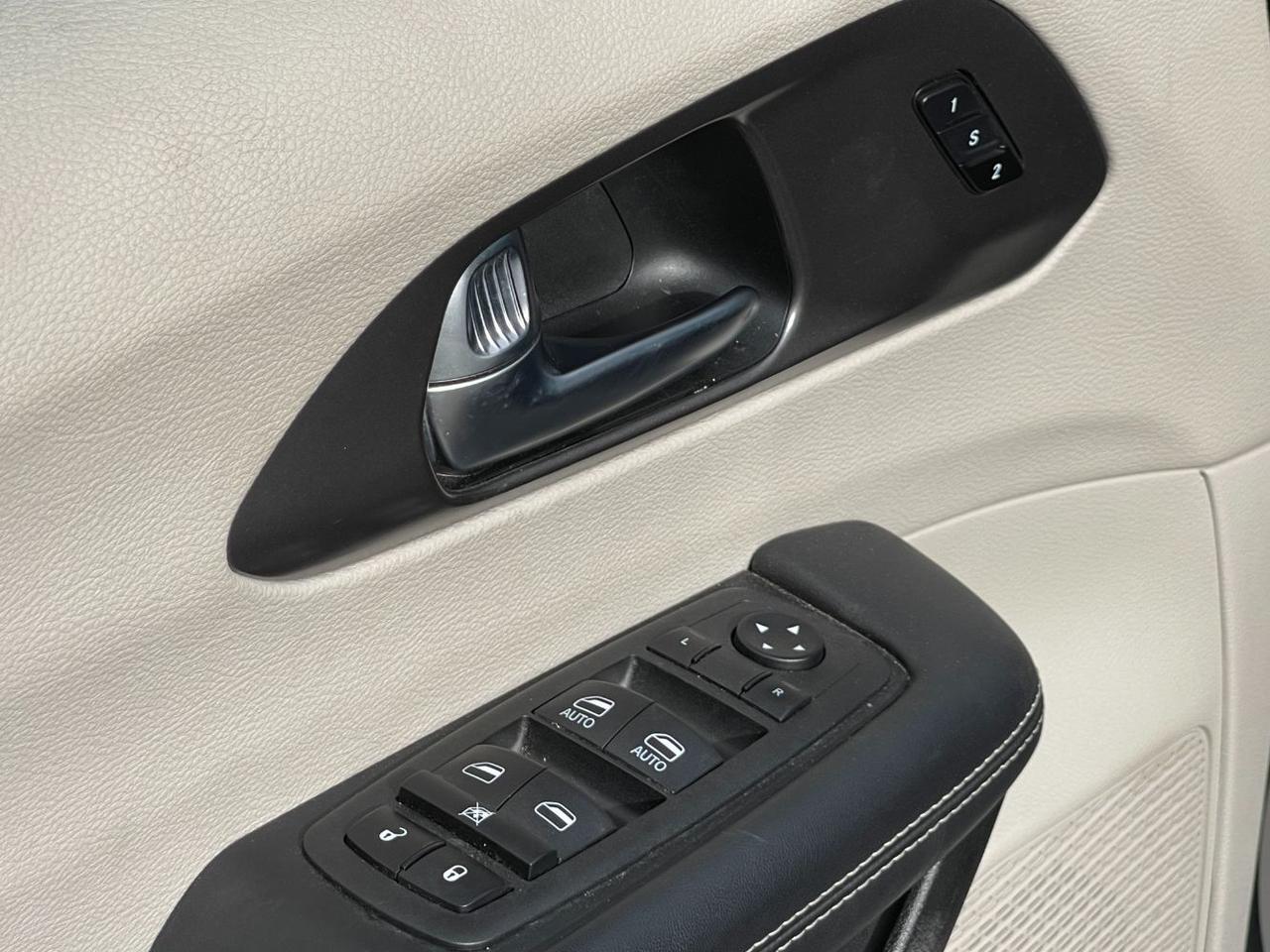 2023 Chrysler Pacifica Touring L Spokane Valley WA