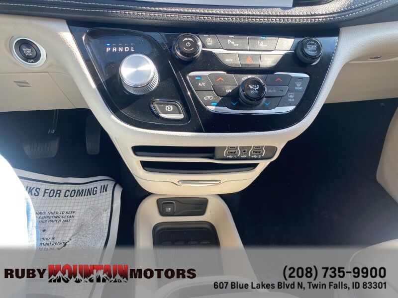 2023 Chrysler Pacifica Touring L Twin Falls ID