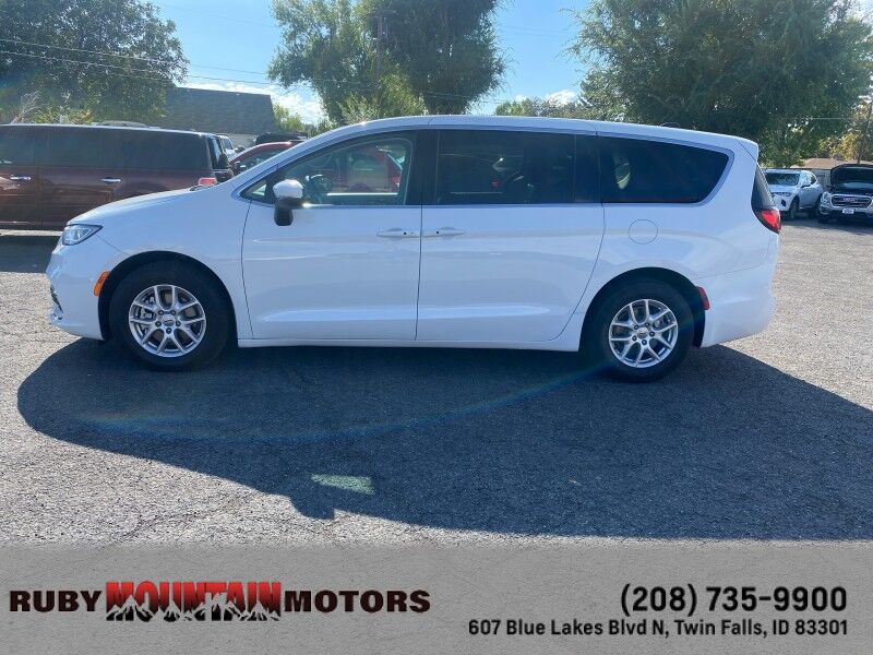 2023 Chrysler Pacifica Touring L Twin Falls ID