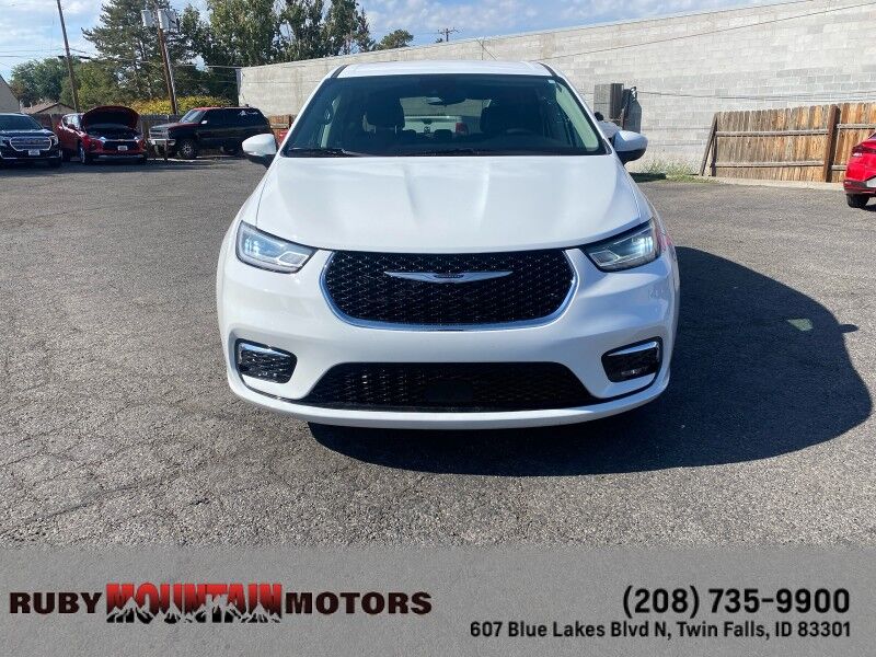 2023 Chrysler Pacifica Touring L Twin Falls ID