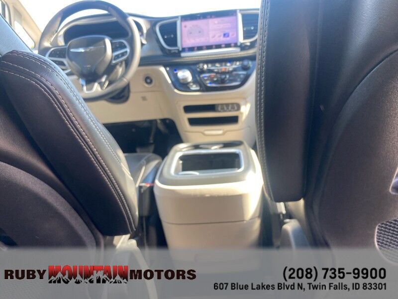 2023 Chrysler Pacifica Touring L Twin Falls ID