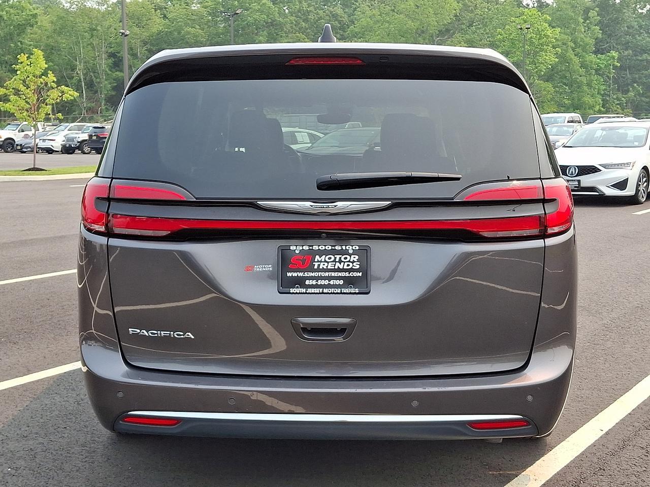2023 Chrysler Pacifica Touring L Vineland NJ