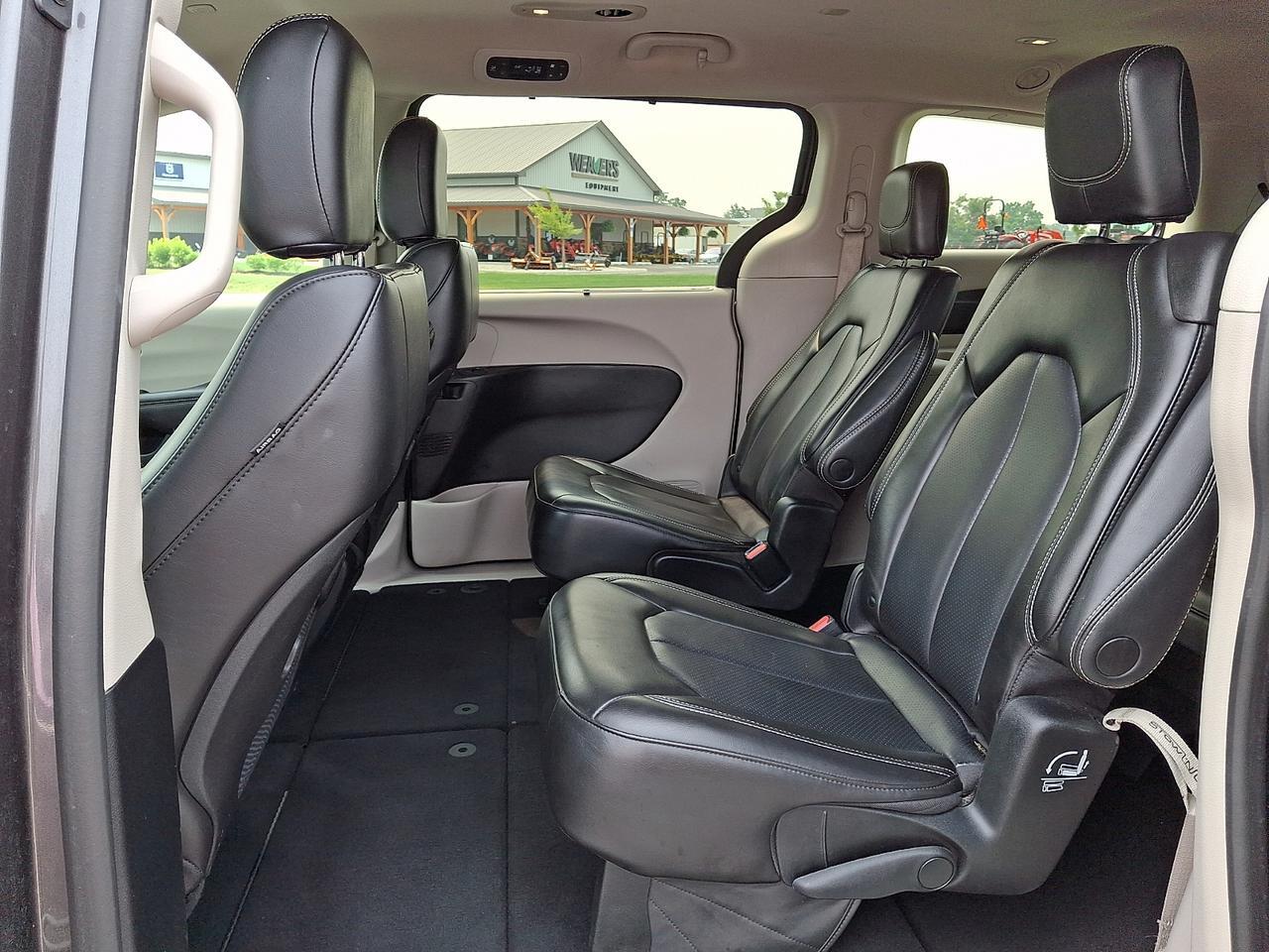 2023 Chrysler Pacifica Touring L Vineland NJ