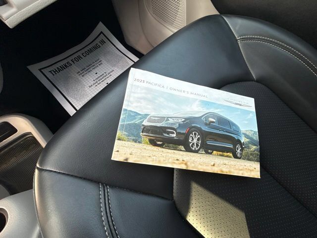 2023 Chrysler Pacifica Touring L Farmington MO