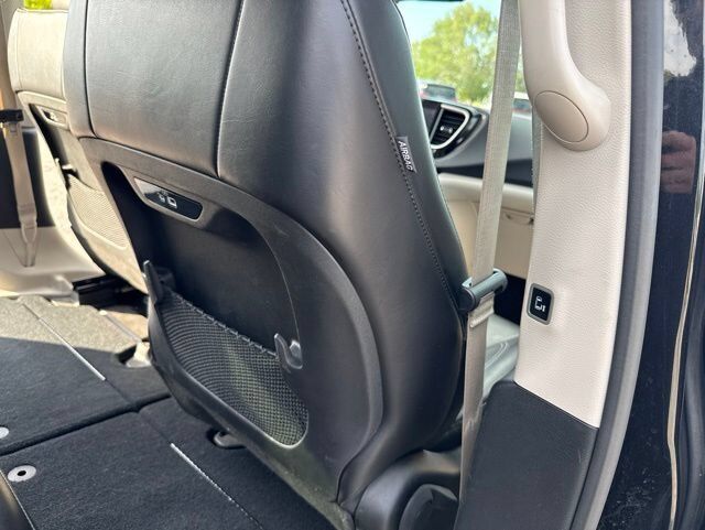 2023 Chrysler Pacifica Touring L Farmington MO